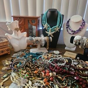 1/10/26 Minimum $10 Jewelry Sale